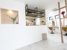 ピカソ(Picasso.)の雰囲気(大人可愛い店内♪リラックスしておくつろぎください。)