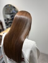 エスト(est) 40代/オレンジブラウン10トーン/艶々ロングストレート