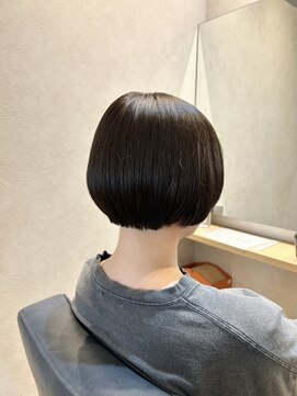 ネウィ 大分中央町店(newi) 首元すっきり☆丸みシルエットの艶髪コンパクトミニボブ
