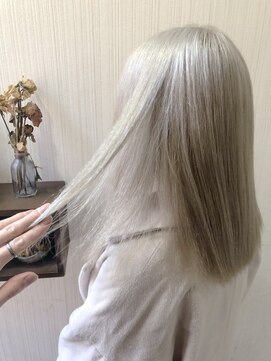 トムキャット(TOM CAT) フェニホワイト