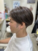 ヘアー クチュリエ ビーホワイト(hair couturier B:white) おしゃれセンターパート