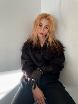 ルーム(Loom.) ミルクティーデザインカラーダブルカラーケアブリーチハイライト