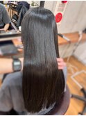 艶髪ストレートスタイル×髪質改善