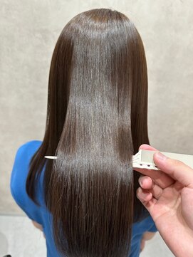 ミュウ(Miiiu) 夏カラー暗髪黒髪ブラックアッシュ＊髪質改善・縮毛矯正20代30代