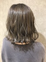 ランプ(Lamp)&nbsp;切りっぱなし外はねボブ