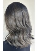 バレイヤージュカラー　グレーシルバー