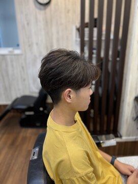 ライズヘアー(RISE HAIR) センターパート+ハイライト