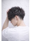 波巻きパーマ ツーブロック フェードカット 無造作パーマ