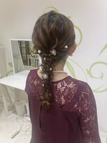 ヘアコレクション アンジュ(Hair collection Unge) ミディアムのゆるふわ編みおろしアレンジ*