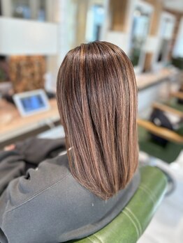 アース 志木店(HAIR & MAKE EARTH)の写真/志木◆白髪ぼかしが得意♪白髪を活かして自然な透明感のある髪色へ