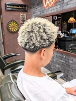 フォーコーナーズカットショップスリーセント 栄(FourCornersCutShop 3/cent) 【テーパースパイキー】