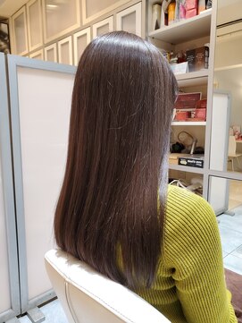 フェイバリット ビューティ ヨシミ(Favorite Beauty YOSHIMI) グレージュカラー＋ハイライト