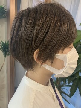 インビテーション(invitation) マッシュショート