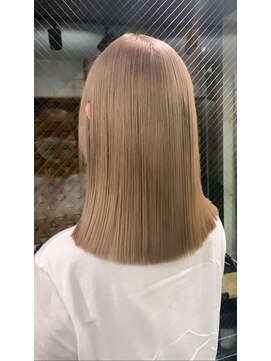 ラフ 難波店(LAFF) #黒髪#ボブルフ#ネビージュ#小顔#ワンレン