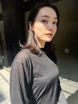 アンガーデン(Une GARDEN)&nbsp;大人やわらかレイヤーミディアム×長め前髪×外ハネヘア