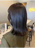 外ハネ ミディアム 顔周りカット ストレート 艶カラー 美髪