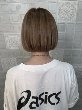 トリエラ 池袋(TRIELA) ナチュラルボブｘベージュ