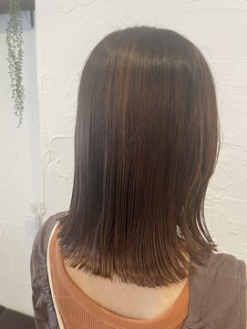 ハーティーモトヤワタ(hearty MOTOYAWATA) 切りっぱなしロブ　× オレンジイヤリングカラー