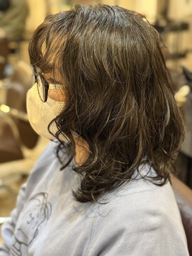 ハジー(Hajy) スパイキースパイラルパーマ