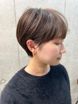 アルマモモ(Alma momo) コンパクトショート