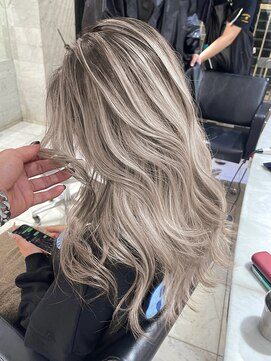 ブレンド 渋谷(BLend) 前髪ハイライトカラー似合わせカットウェーブミディアム