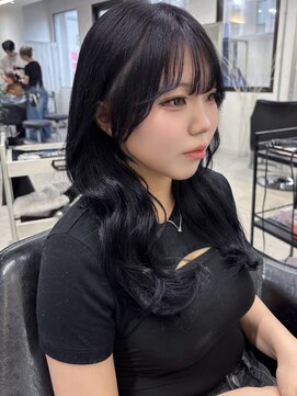 クレム 博多駅店(ChLem) 結んでも割れない顔周り　ブルーブラック　博多美容室