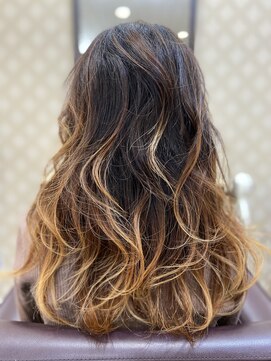 キテ(kite:) 外国人バレイヤージュ