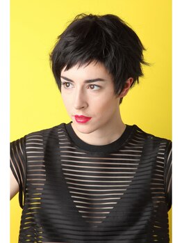 Courage【4/1NEW OPEN(予定)】の写真/サロン乱立の時代に選ばれる理由◇美しくメリハリのあるショートデザインを表現。うしろ姿は美容師の責任。