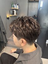 クート オム 南浦和(ku-to homme)&nbsp;グリースで作る大人の無造作フェザーパーマ