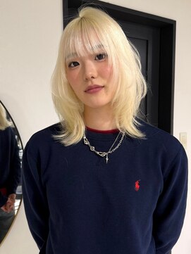 フリーク(FLEEK) ブロンド