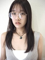 イチエ(icie)&nbsp;ナチュラルなセミロングレイヤースタイル
