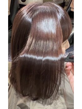 モスモ(mosmo)の写真/髪質改善メテオ縮毛矯正なら当店へ。髪質に合わせた薬剤調合で輝くような理想の美髪を目指そう！◎