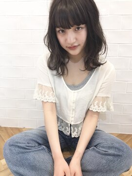 インビテーション(invitation) 【光に透ける透明感カラー】ラフ巻き愛されエアリーラフカール