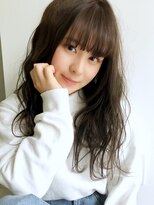 インビテーション(invitation) 【光に透ける透明感カラー】クセ毛風ナチュラルベージュ