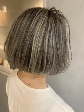 ジーナ(XENA) ハイライトボブ