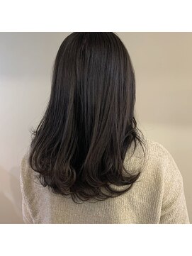 カールム(carlm) 【ｃａｒｌｍ/上川美幸】salonwork