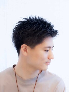 ニーイチイチ(211) 似合わせカットイメチェン/アッシュブラック/スパイキーショート