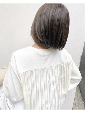 フロート 小阪店(float) グレージュ_マロンベージュ Aラインボブ かきあげ