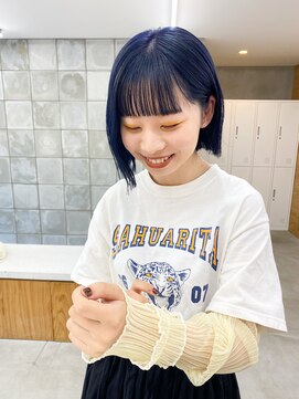 トゥコ(tuco) ネイビーカラー ボブ