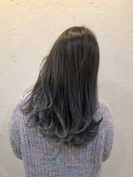 ユニコ(unico) バレイヤージュ・グレージュ・レイヤー