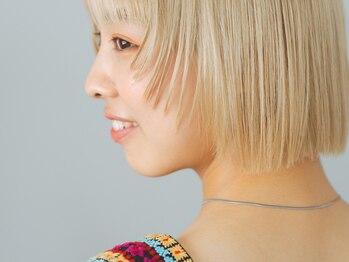ユーアラタマバシ(u ARATAMABASHI)の写真/ブリーチを使ったデザインカラー、ハイトーンでトレンドスタイルを提案する【u-ユー-】のダブルカラー