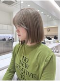 プツッとラインのトレンドボブ