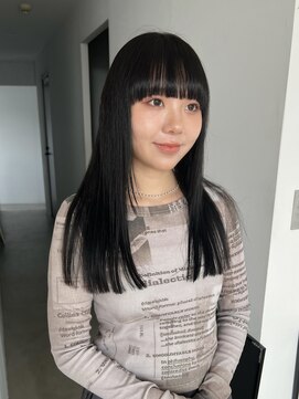 キャンバス(canvas) 黒髪ロング