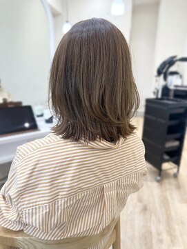 セイドット リー(Say. Ree) Say.ミディアムホワイトグレージュミニウルフぱっつん前髪表参道