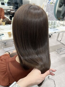 グーフィートーキョー 銀座(Goofy Tokyo) 酸熱トリートメント/艶カラー/マロンブラウン/艶髪/髪質改善