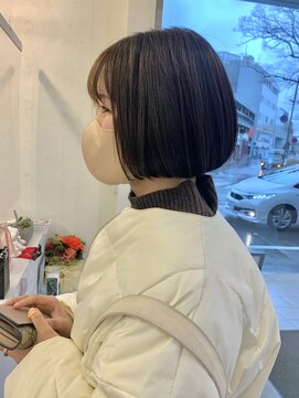 ブレンドバイハピネス(Blend by happiness) ミニボブ　ストレートボブ　ヘイリーボブ　アッシュブラウン