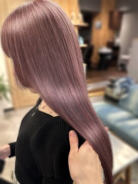 ラフ バイ マグ 南松本(R.A.F. by Mag) ハイトーン×ミルクティーピンク◎ゆるふわ愛されミディ