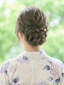 と和 巣鴨 浴衣に♪大人上品なふんわり編み込みシニヨン
