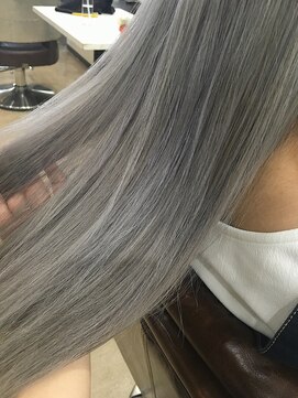 アゴーグ(agog) 【外国人風】ホワイトグレー×ケアブリーチ