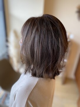 ヘアクリエイションソウル(Hair creation Sowl) 【Sowl】外ハネウルフボブ